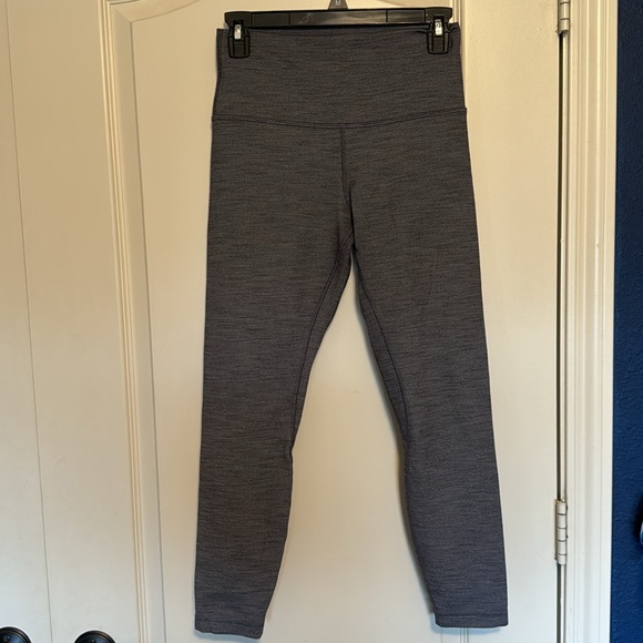 25" Lululemon Align Leggings - Picture 2 of 6